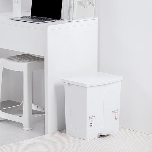 【茶花】洁纳脚踏式分类垃圾桶 商品图3