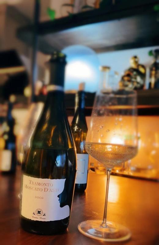 138元一瓶 意大利起泡酒-特蒙多莫斯卡托起泡白葡萄酒 打开即饮无需醒酒，最佳品酒温度6-12度，葡萄酒 商品图2