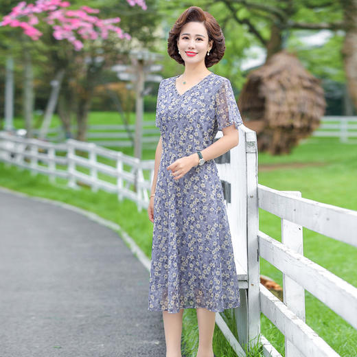 FW  515雪纺连衣裙五十岁中年妈妈洋气质裙 商品图2