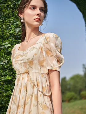 欧芮儿碎花雪纺连衣裙2021新款收腰显瘦v领气质时髦娃娃版裙