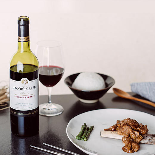 杰卡斯系列葡萄酒750ml 新老包装随机 平衡而柔顺的口感 010253/010394/010395/011697 商品图3