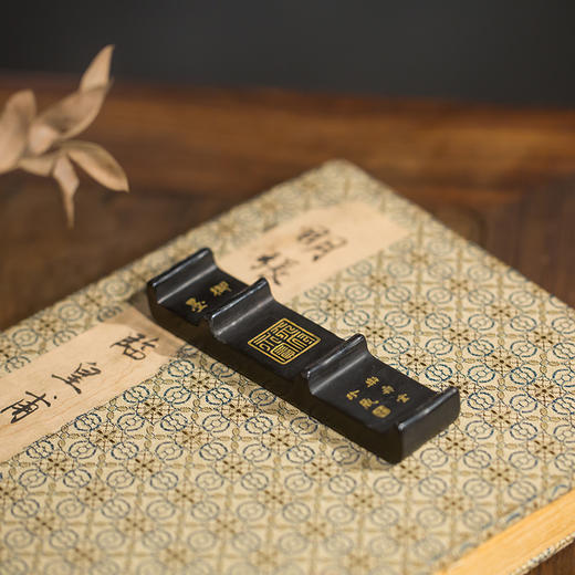 清代  乐寿堂珍藏天府永保云纹御墨 商品图2