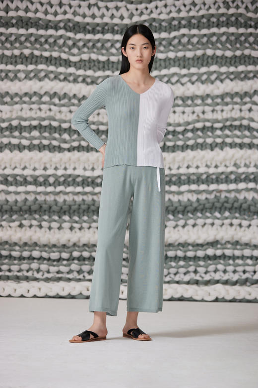 春夏 撞色针织V领长袖女套衫 SJS93W071N 商品图1