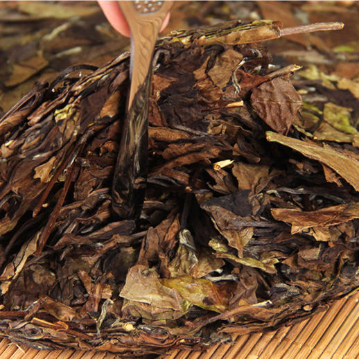 茶叶 福鼎老白茶 寿眉白茶 2018年原料白茶 老白茶 茶饮 300g/饼 商品图4