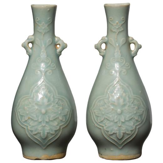 清代  湖田窑影青釉花卉纹壁瓶（一对） 商品图5