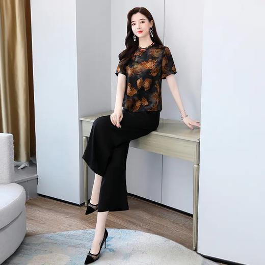 HRYZ7541 2021夏季时尚简约大方气质优雅显瘦收腰复古修身百搭纯色两件套 商品图1