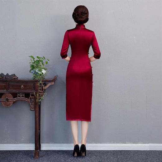 上海旗袍厂NBL-NBL450 高贵酒红色旗袍婚宴装 商品图2