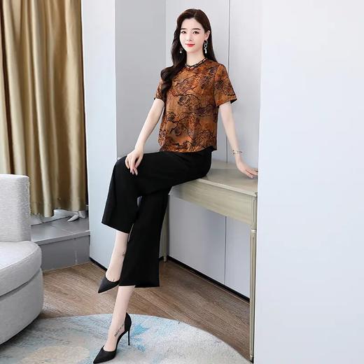 HRYZ7541 2021夏季时尚简约大方气质优雅显瘦收腰复古修身百搭纯色两件套 商品图4