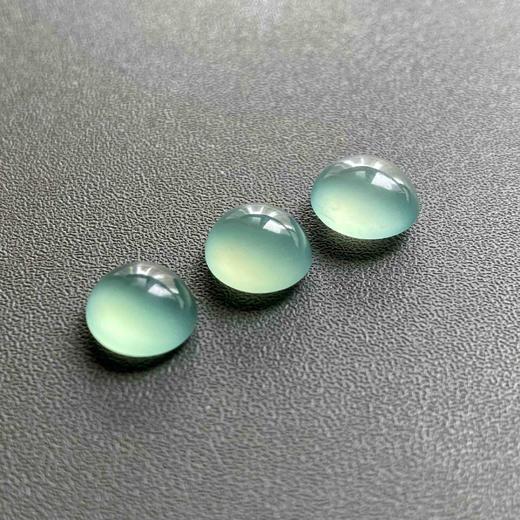 高冰种蓝水厚庄翡翠蛋面 商品图8