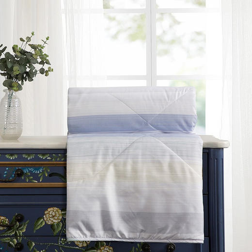 水星家纺 契尔希夏被-浅灰 150*200cm 商品图4