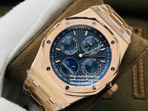 【APS Factory2021墙裂推荐】市场高版本 爱.彼皇家橡树系列腕表！
1⃣️精彩亮点：在“Grande Tapisserie”大格纹装饰表盘上，日期、星期、月份、月相 商品图12