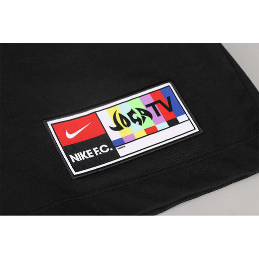 小李子:专柜 NIKE/耐克 美丽足球复刻国际米兰圆领T恤CZ0588-010 商品图2