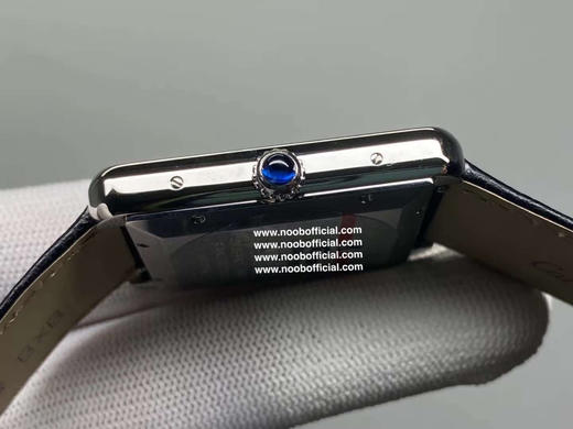 AF美坦克系列腕表 ！超神大作——卡地亚大坦克W5200026机械腕表，精彩演绎方形美学，恢弘霸气，简约硬朗，凸显男士沉稳格调。 商品图7