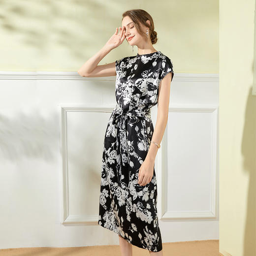 丁摩 夏醋酸缎面连衣裙女法式复古收腰印花中长裙Q121135-DB399 商品图7
