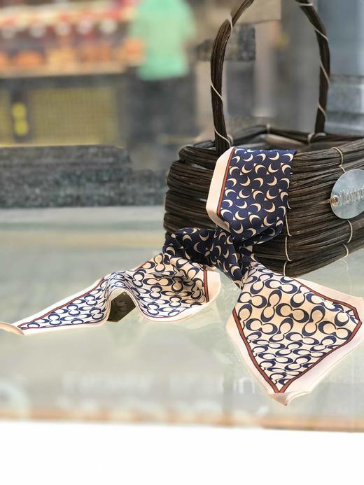 优品堂《轻舞飞扬》长条巾 商品图0