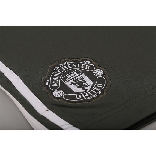 小李子:专柜正品ADIDAS阿迪达斯20-21曼联客场比赛足球短裤FM1799 商品图2