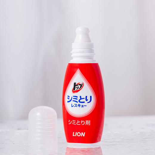 日本狮王衣物清洁干洗剂去渍笔17ml/112349 应急湿清洁剂除油污口红免洗便携式 商品图2