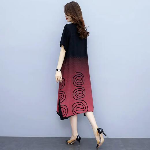 LY92110 2021夏装新款短袖圆领宽松休闲中长款A字连衣裙 商品图2