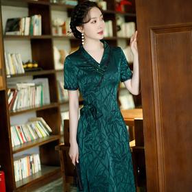 GSJ 521透气修身大码长款旗袍