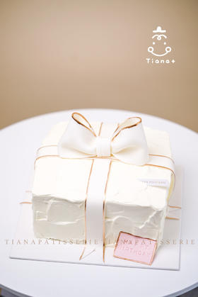 方形蝴蝶结 简约精致