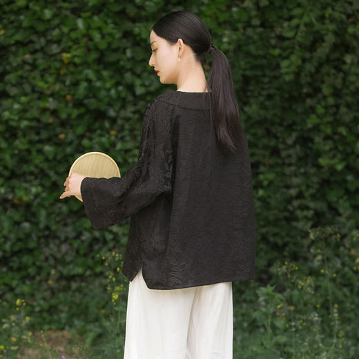 春秋女装棉提花V领花扣新中式短外套开衫R210367 商品图3