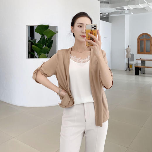 桑蚕丝蕾丝领吊带背心 商品图5