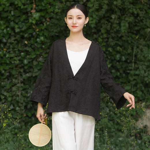 春秋女装棉提花V领花扣新中式短外套开衫R210367 商品图2