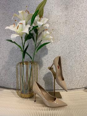 驼色优雅漆皮细跟