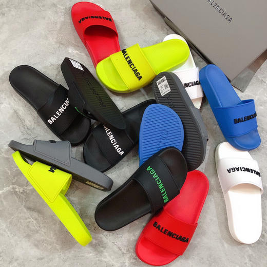 巴黎世家情侣拖鞋🉐️168，两双🉐️299，顺丰包邮 商品图3