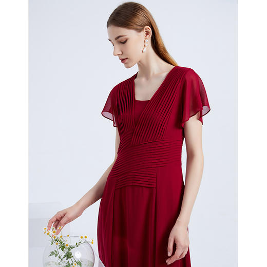 EITIE爱特爱21夏季新款气质优雅压褶收腰显瘦百搭长款礼服连衣裙B2177706 商品图2