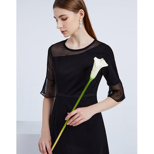 EITIE爱特爱初秋新款时尚性感网纱镂空收腰A摆显瘦连衣裙B2107756 商品图2