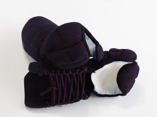 【礎 ISHIZUE 特選】織刺款 特选黑标 剑道防具 单品甲手 商品图1