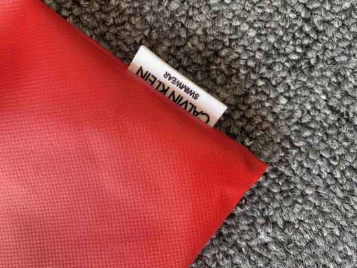 Calvin Klein swimmer系列防水大托特包+防水杂物包 商品图5