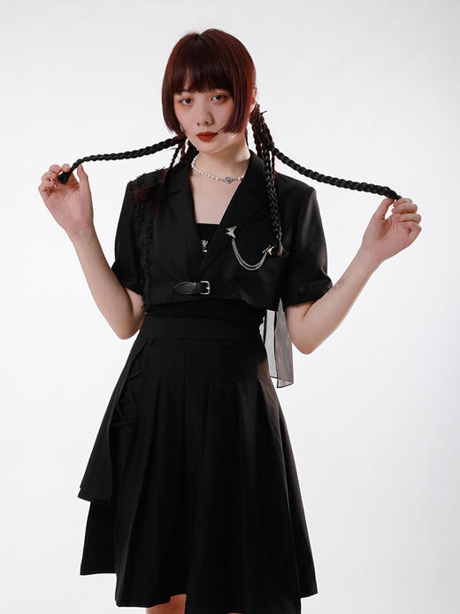 SunsetPark原创设计外套女夏季薄款黑色短袖可拆卸袖皮扣短西装女 商品图1