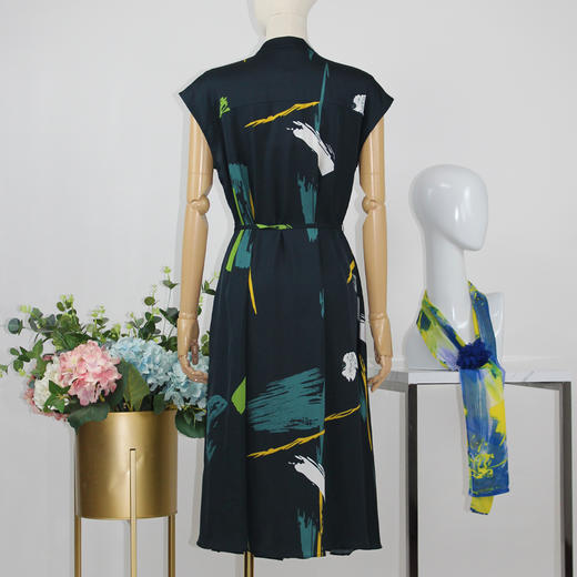 FOCALS福柯斯女装夏季新款桑蚕丝无袖收腰简约风连衣裙F2YBX360GV 商品图2