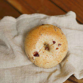 全麦蔓越莓贝果