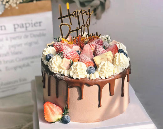 甜蜜城堡｜草莓主题水果蛋糕 商品图0