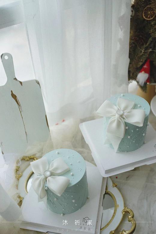 蝴蝶结蛋糕 商品图1