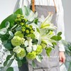【听见下雨的声音】白百合3朵 绿康5 白色洋桔梗5朵 绿色小雏菊2 龟背竹2 尤加利大圆叶2小支（王嘻嘻设计） 商品缩略图2