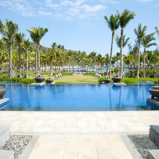 三亚鹿回头酒店豪华海景房酒店2晚亲子情侣双早下午茶泰式餐 商品图3