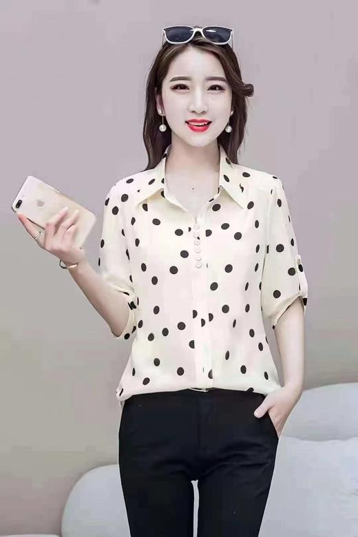 时尚中青 依翔茂958小衫 商品图0