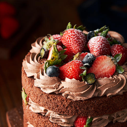 草莓巧克力裸蛋糕