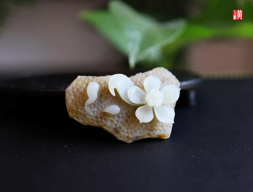 和田糖白玉【莲花香插】摆件 赠证书（证书编号SM2008131351） 商品图0