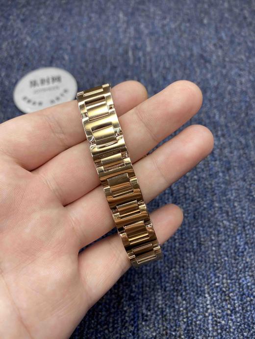 限时特价 卡地亚蓝气球系列高版本「全玫金款」贝母面 中号33mm女士腕表 商品图6
