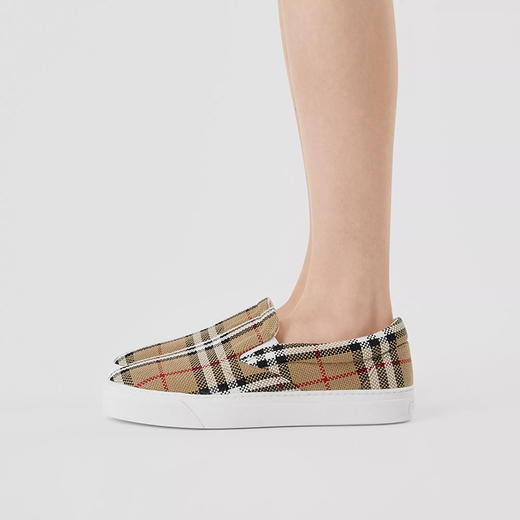 BURBERRY 巴宝莉 女士生物基鞋底网格棉质套穿式休闲运动鞋 8031506 A7026 商品图0