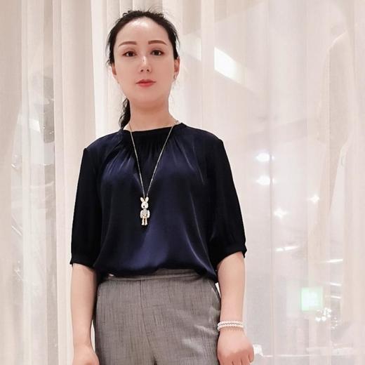 2楼凯莉米洛藏青桑蚕丝上衣 商品图0