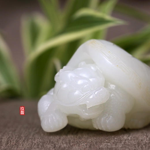 和田玉（羊脂白玉）籽料挂件-- 龙龟 44.5g 商品图6