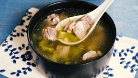 黄豆苦瓜排骨汤