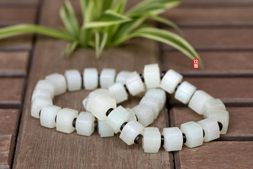 和田玉（白玉）籽料仿古手串 55-60g 商品图3