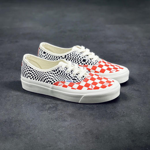 夏日特惠💰300 Vans Vault OG Authentic LX 高端支线撞色棋盘格复古低帮 商品图0